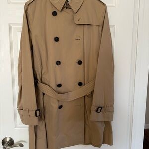 Women Honey Burberry Kensington Trench Coat